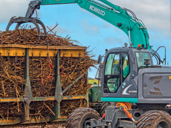 BELL MCL135 Cane Loader